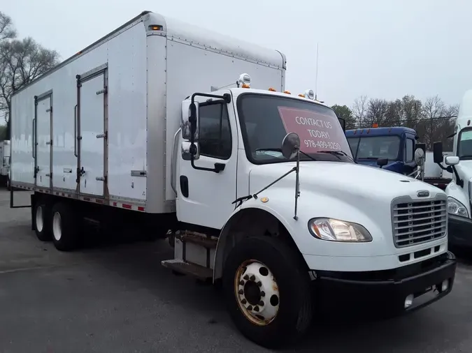 2018 FREIGHTLINER M2 106