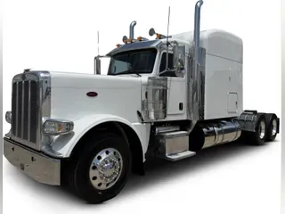 2022 Peterbilt 389