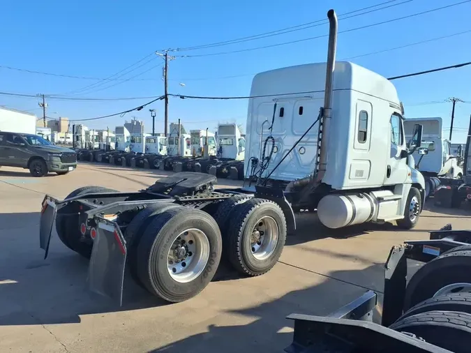2020 FREIGHTLINER/MERCEDES CASCADIA 1254d04c11aa41a70b123d17f3cae7d28e9