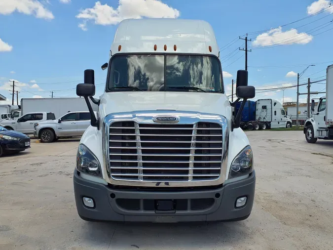 2019 FREIGHTLINER/MERCEDES CASCADIA 125