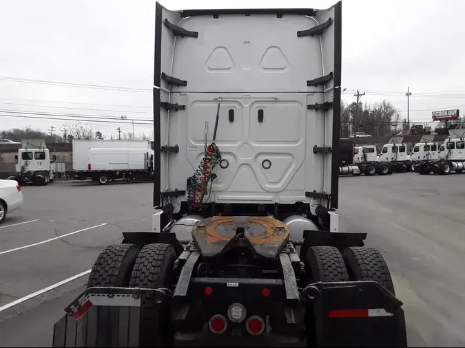 2020 FREIGHTLINER/MERCEDES CASCADIA 125