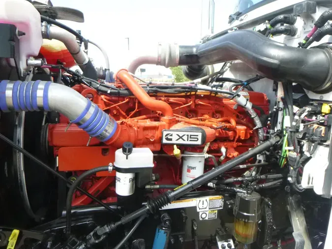 2023 Peterbilt 389