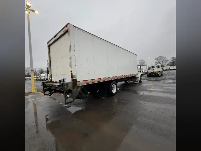 2019 FREIGHTLINER/MERCEDES M2 106