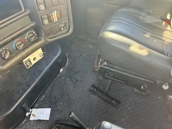 2008 VERSALIFT SHV28PI4d0eea4d78964cba93bbcb74cb9370f1