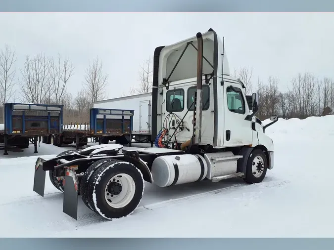 2019 FREIGHTLINER/MERCEDES NEW CASCADIA 116