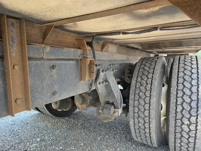 2019 FREIGHTLINER M2 106