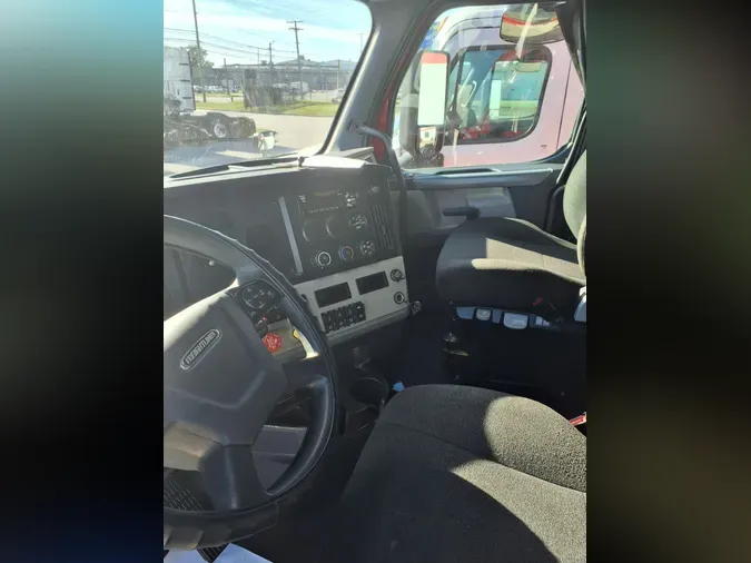 2020 FREIGHTLINER/MERCEDES NEW CASCADIA PX126644d1ae23bdd5eb074657016e7b04fe351