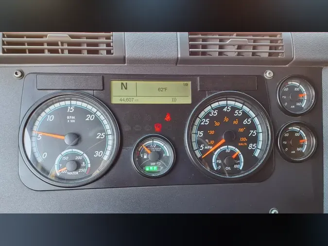 2020 FREIGHTLINER/MERCEDES CASCADIA 1254d1bd61c27a1d7e5845e4a584503af02