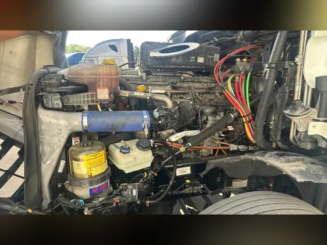 2022 Freightliner Cascadia 1264d1c24689cb348d04dba4b4cb31784b5