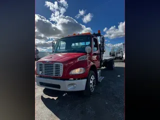 2018 FREIGHTLINER/MERCEDES M2 106