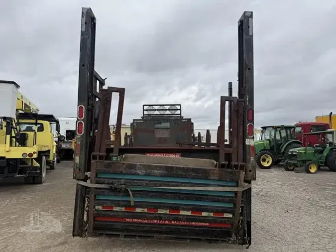 2007 FREIGHTLINER BUSINESS CLASS M2 106