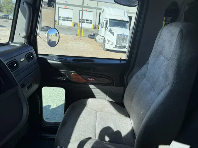 2023 Peterbilt 3894d1f44ef4773228ffc5d9a0703de697e