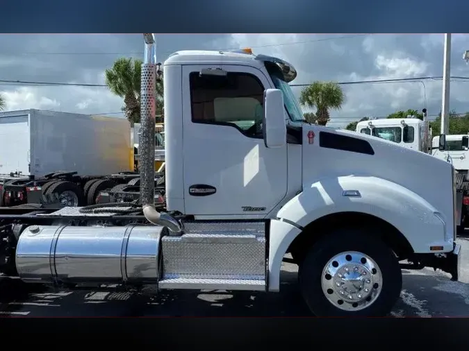 2015 Kenworth T880