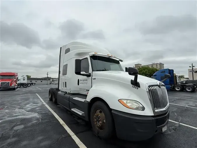 2018 INTERNATIONAL LT