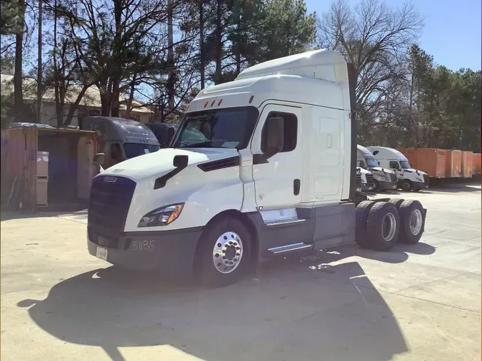 2020 Freightliner Cascadia