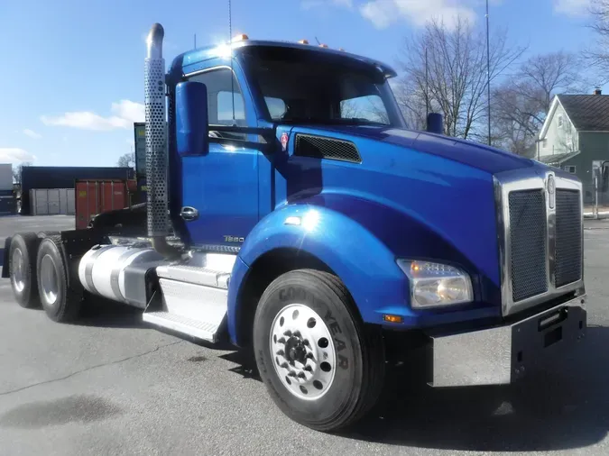 2018 KENWORTH TRUCKS T-880