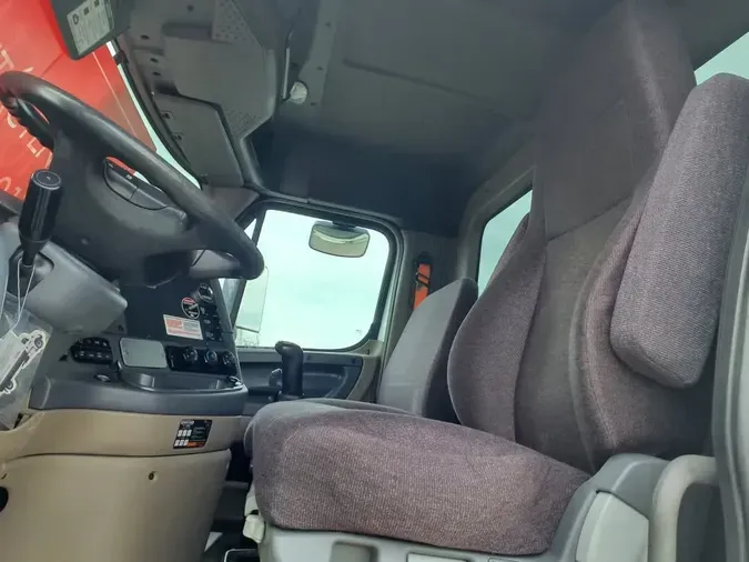 2019 FREIGHTLINER CASCADIA 125