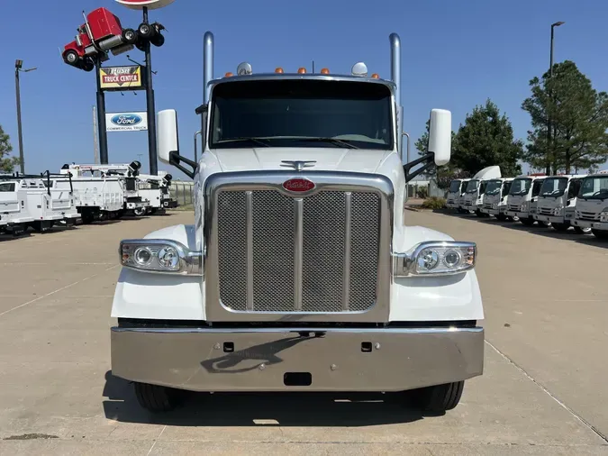 2019 Peterbilt 567