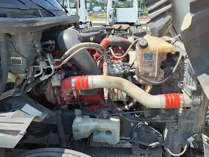2020 NAVISTAR INTERNATIONAL LT625 SLPR CAB