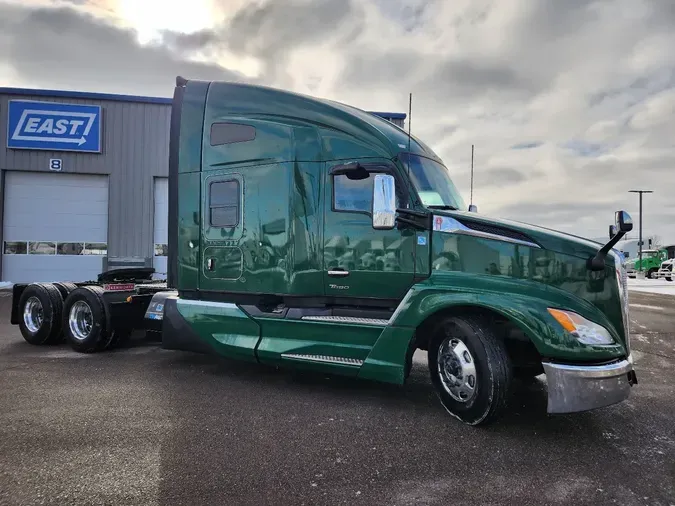 2025 KENWORTH T680