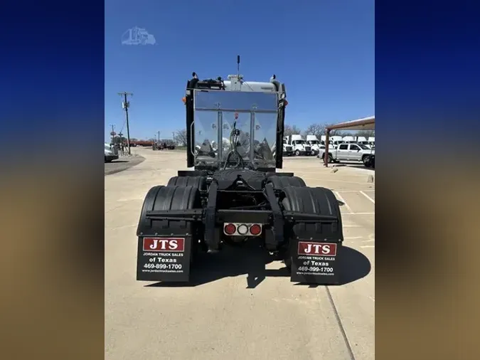 2019 FREIGHTLINER 122SD