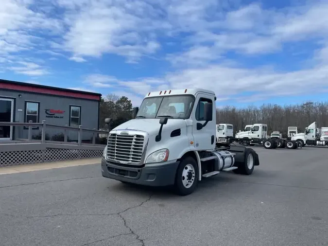 2019 FREIGHTLINER/MERCEDES CASCADIA 1134d45b0558689a75a986d2c58eb0a6dc2