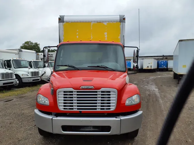 2016 FREIGHTLINER/MERCEDES M2 106