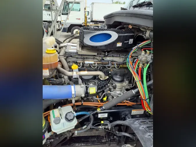 2019 FREIGHTLINER NEW CASCADIA PX12664