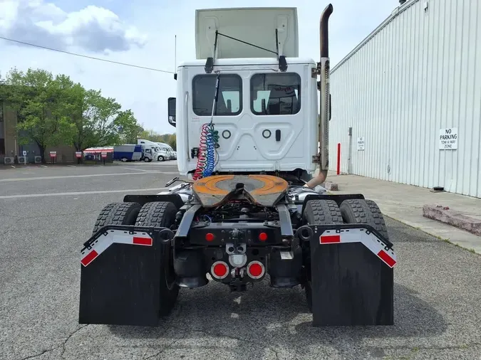 2020 FREIGHTLINER/MERCEDES NEW CASCADIA 1164d4c6c5f746c3ae9dfbce5a84ed088f7