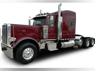 2021 Peterbilt 389