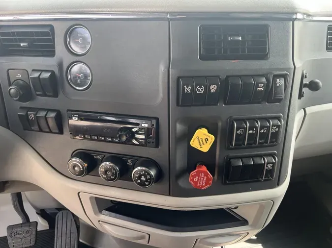 2021 Peterbilt 579