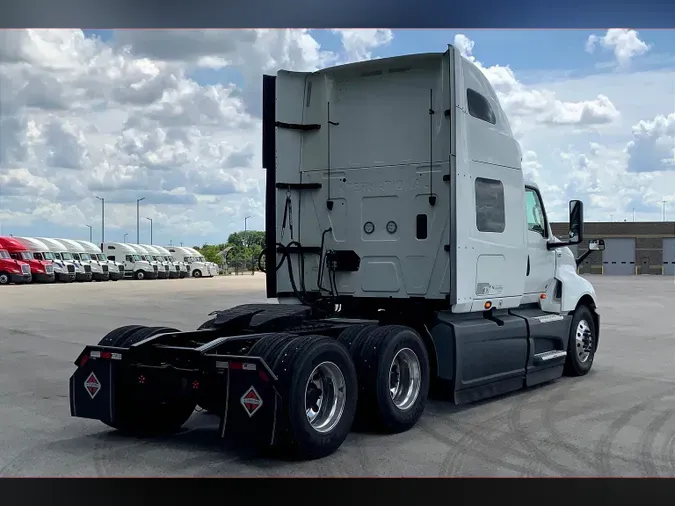 2022 INT LT625 6x4
