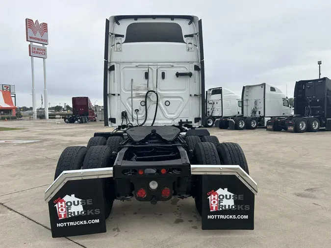 2019 Freightliner Cascadia