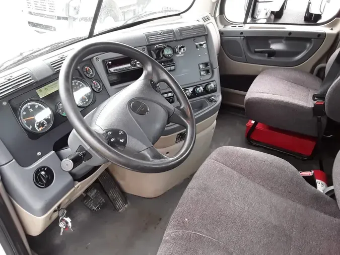 2020 FREIGHTLINER CASCADIA 125