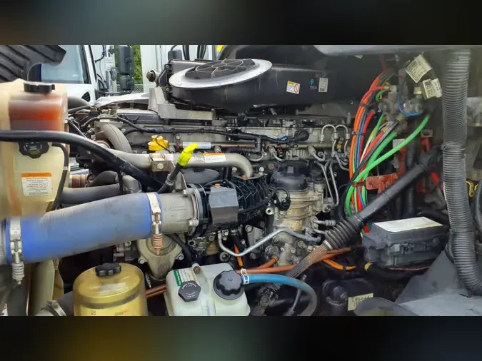 2020 FREIGHTLINER/MERCEDES CASCADIA 1254d59ff4780745a29f63f2f1a3683aaad