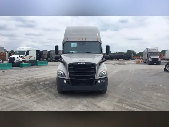 2021 Freightliner Cascadia