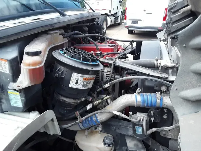 2016 FREIGHTLINER M2 106