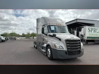 2025 Freightliner Cascadia 126