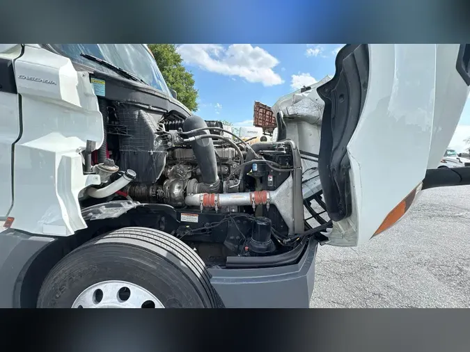 2022 Freightliner Cascadia 1264d6581f62ff2a51d1660ab2a4d1c7694