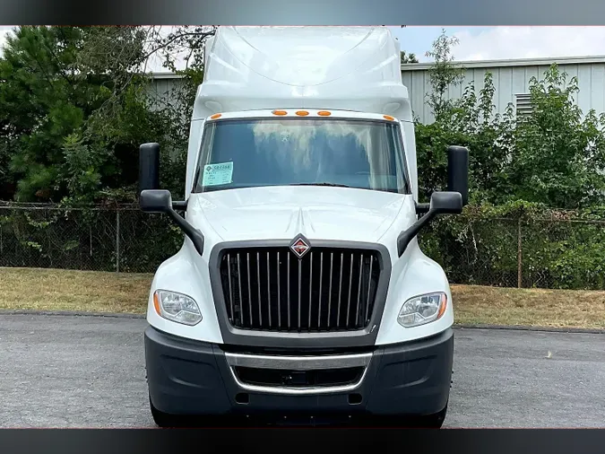2022 INT LT625 6x4