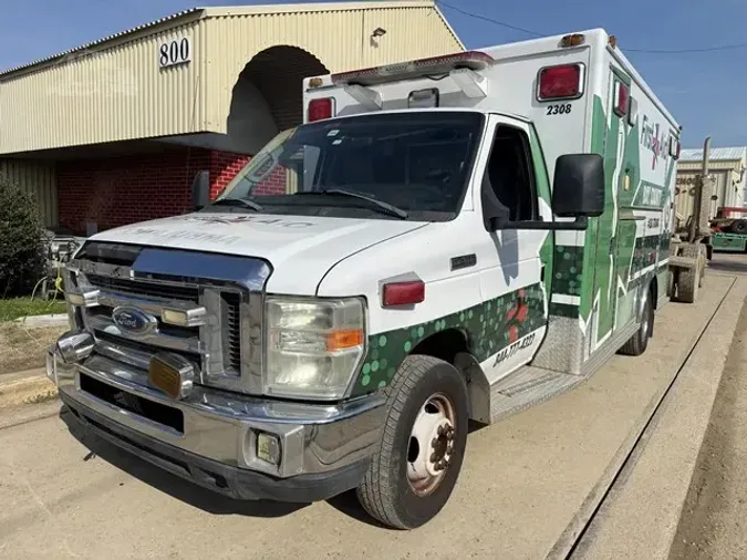 2009 FORD E450 SD