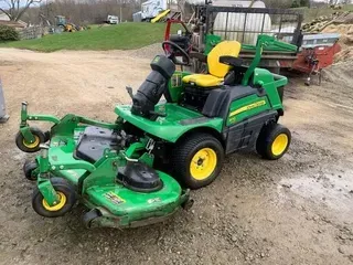 2015 John Deere 1570