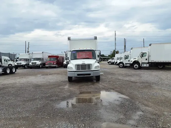 2020 FREIGHTLINER M2 106
