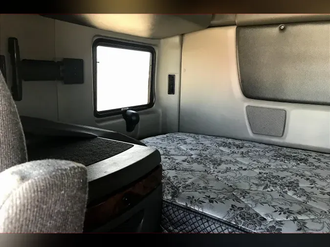 2021 INT LT625 6x4