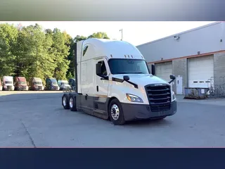 2022 Freightliner Cascadia 126