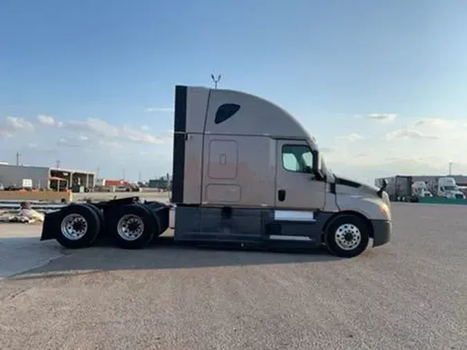 2021 Freightliner Cascadia