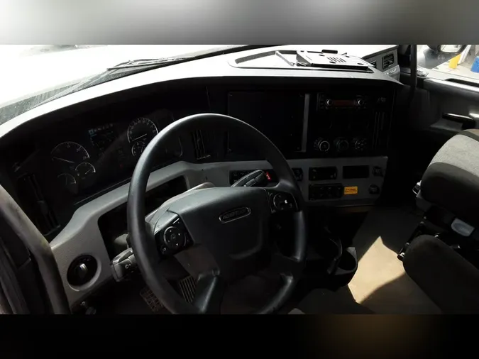 2021 Freightliner Cascadia