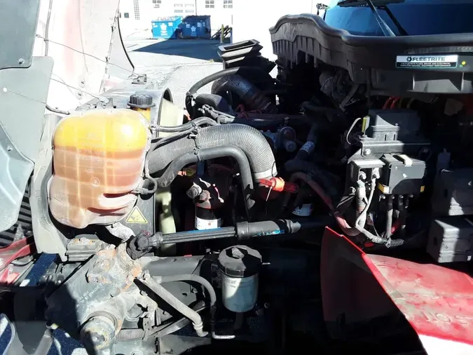 2020 NAVISTAR INTERNATIONAL MV607 (4X2)