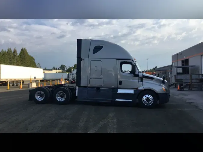 2020 Freightliner Cascadia