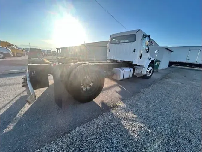 2018 FREIGHTLINER/MERCEDES M2 106